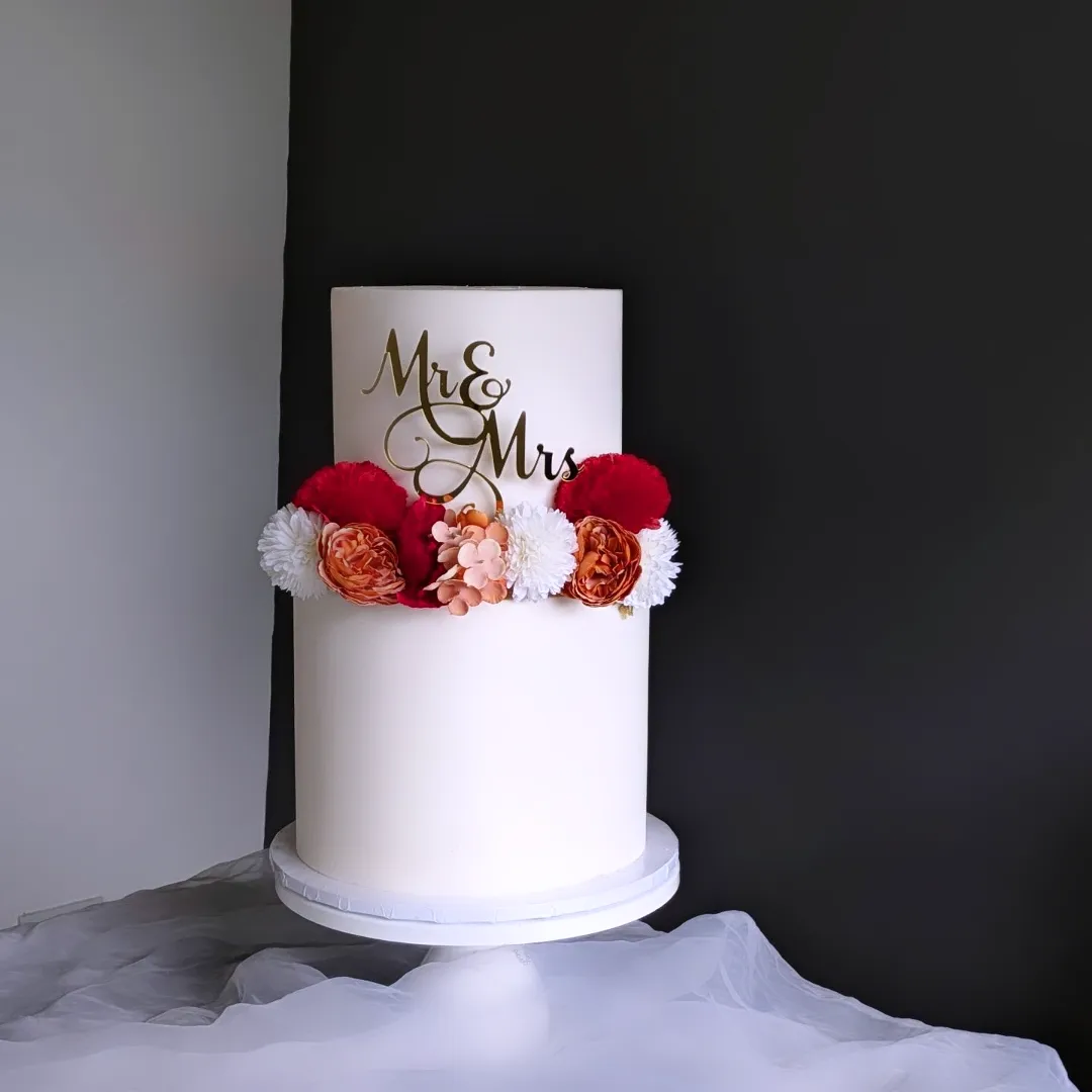 Mr & Mrs Classic